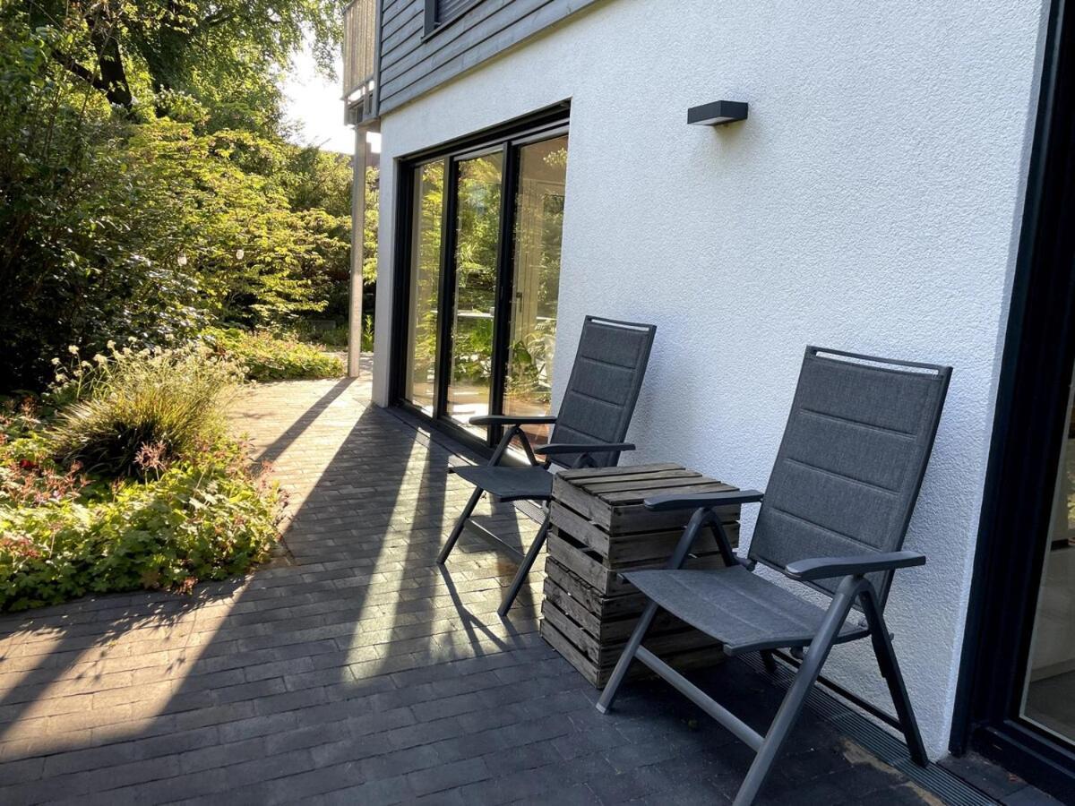 Modernes Holzhaus Im Skandinavischen Stil Mit Sauna, Garten Und 2 Katzen นอร์เดอร์ชเตดท์ ภายนอก รูปภาพ
