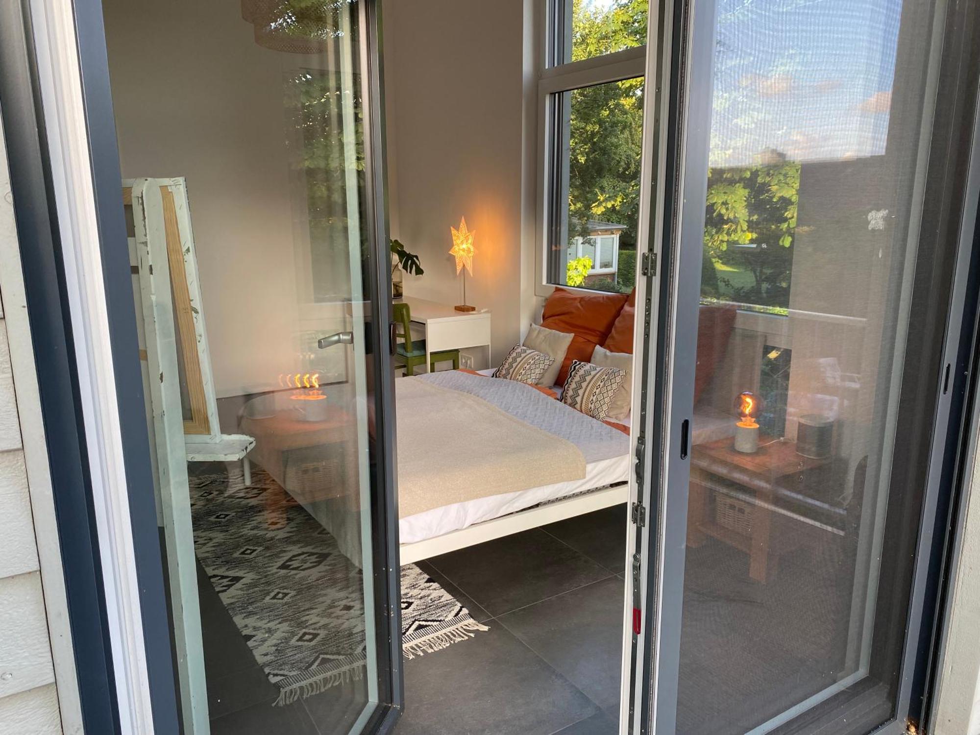 Modernes Holzhaus Im Skandinavischen Stil Mit Sauna, Garten Und 2 Katzen นอร์เดอร์ชเตดท์ ภายนอก รูปภาพ